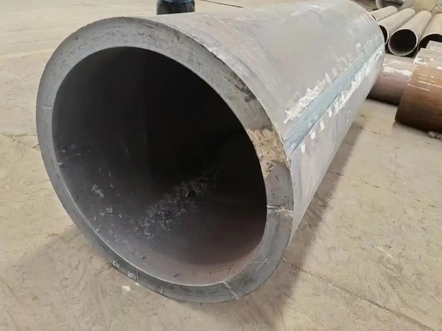 阿勒泰30CrMo大口径无缝钢管